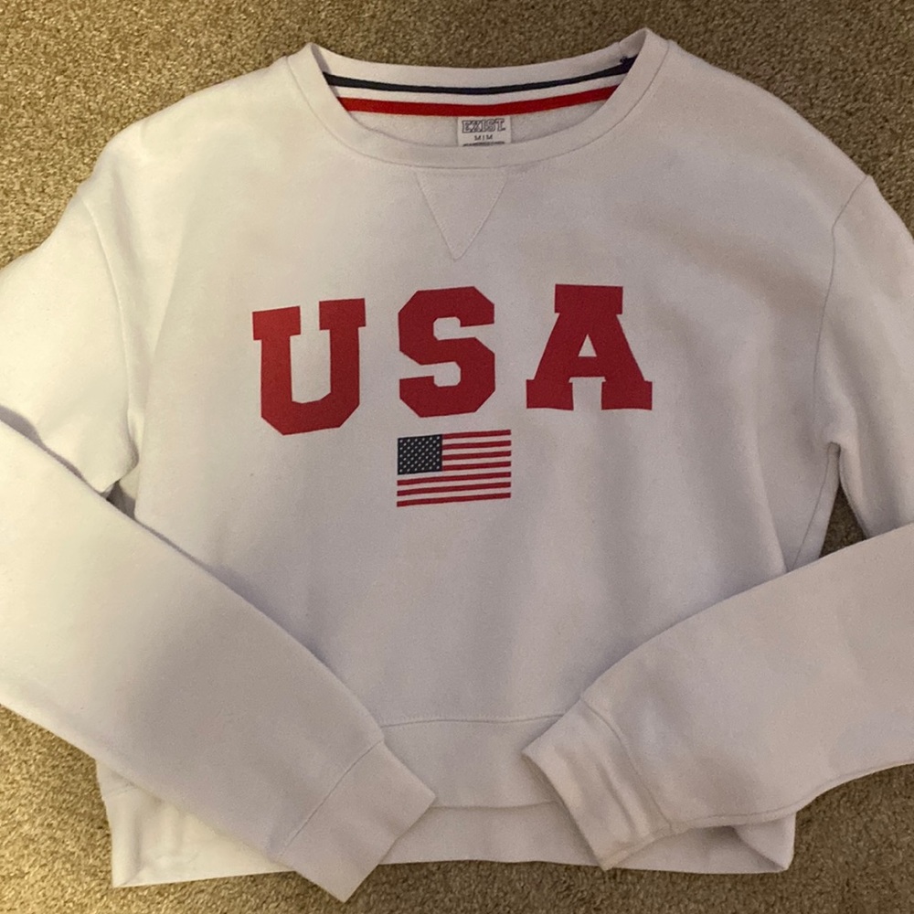 USA crew sweater